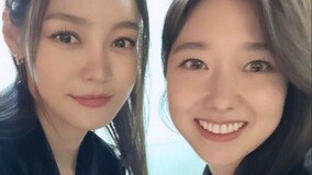 안현모, 이혼 후 근황 공개…이혜성과 환한 미소