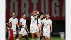 ‘지소연·페어 연속골’ 여자축구 대표팀, 체코에 2-1 승리