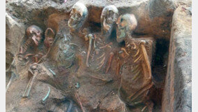 독일 도심 한가운데서 ‘유골 1000구’ 우르르…집단무덤 발견