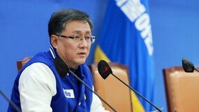 민주, 비례대표 추천 후보 20인 발표…‘반미 논란’ 전지예 사퇴