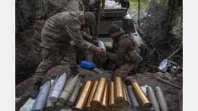 美국방부, 韓155㎜ 포탄 지원 여부에 “우크라 돕는 全동맹국 지지”