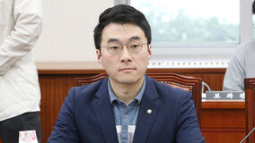‘코인 의혹’ 김남국 野 위성정당 입당에…민주 “순수한 마음으로 받아들여”