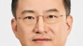 ‘동원 차남’ 김남정 10년만에 회장 승진… “과감한 투자로 성장”
