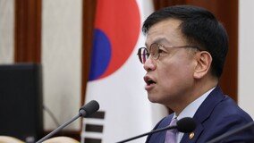 최상목 “유류세 인하 연장…유가 편승 가격인상 엄정 대응”