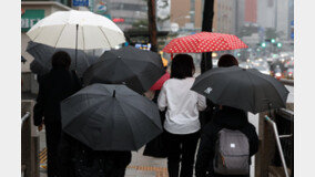 [날씨]“월요일 우산 챙기세요”…전국에 비, 제주도는 천둥·번개