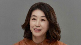 김미경 “‘국민엄마’? 쑥스러워…내 딸은 ‘개그맨 엄마’래요”[인터뷰]