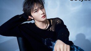 Kim Jaejoong “‘Rising Sun’ Goosebumps from the cheers… Tears pour out from mixed emotions” [Photoshoot]