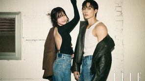 Baekless Kim Go-eun-Noh Sang-hyun taking off his top… Dizzying chemistry [Photoshoot]