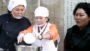 Lee Soon-sil and Kim Hyo-sook Fight “My Kimchi is What North Korea‘s Kims and Sons Used to Eat” (Sadanggui)