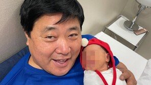 ‘55-year-old daughter’ Yang Jun-hyeok, first New Year with Bungeoppang daughter… “May it be filled with laughter” [DA★]