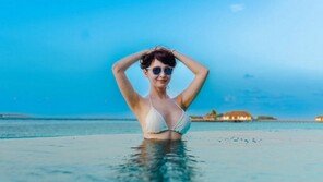 Gujal, Maldives Beach is not visible… Refreshing + thrilling bikini figure [DA★]