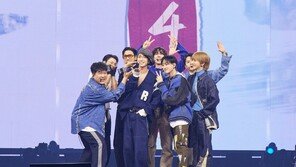 Super Junior Audio Explodes… Leeteuk, Seeing Kyuhyun and Eunhyuk Leaving SM, “Fakes!” Bursts of Laughter (SM 30th Anniversary Concert)