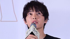 Song Joong-ki, tears at GV of ‘Bogota’, a box office disaster “Even if I get cursed at...” [DA:Issue]