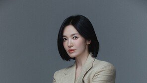 Song Hye-kyo “I‘m in my 40s now... I’m past the age where I can compete on looks”[Interview]