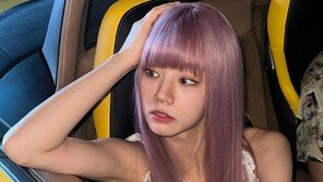 Hyeri, ‘Same-sex kiss scene’, transformed into pink hair… Another daring daring [DA★]