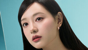 Kim Ji-won, full of classical beauty… elegant and graceful appearance [Photoshoot]