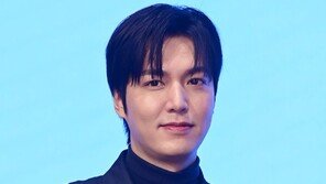 Lee Min Ho‘s Side “No Personal Relationship with Park Bom” Blocks Dating Rumors [Official Position]