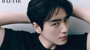 Lee Jun-hyuk “Someday I Will Become a Playground for My Juniors… I’m Not Afraid” [Photoshoot]