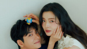 ‘Lee Kwang Soo, close your eyes!!’… Lee Sun Bin♥Kang Tae Oh, they look like a real couple [Photoshoot]