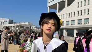 ‘35 years old’ Aiki, caught up in both career and studies... “Master‘s degree completed” [DA★]