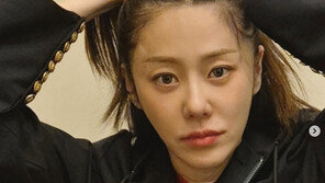 Go Hyun-jung grabbed her hair and felt ashamed? She hung her head [DA★]