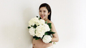 Son Dam-bi‘s full-term pregnancy pictorial, D-line still shows the ‘Queen’s force’ [DA★]
