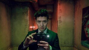 This timely ‘streaming’, Kang Ha-neul‘s madness shines in ‘live thriller’ [Review]