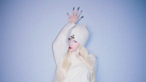 ‘♥Yong Jun-hyung’ Hyuna, In-laws’ House Upside-down Bottoms Missing…Concept Photos Revealed