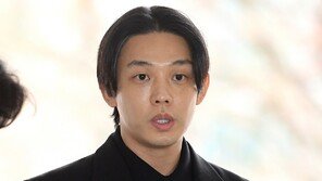 Yoo Ah-in, who is embroiled in a drug controversy, nominated for Best Male Actor