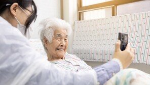 “가족 간병에 주 21시간”…돌봄청년 의료비·간병비 지원한다