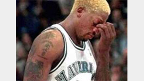 [NBA]'악동' 로드맨 또 쫓겨났다… 댈러스 입단 한달만