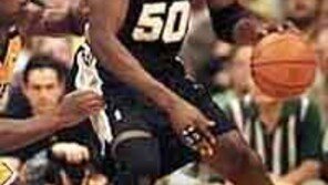 [NBA]샌안토니오, LA 12연승저지…던컨 맹활약 98-80 승