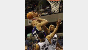 [NBA]커셀 34점 '밀워키의 해결사'…연장전서 워싱턴 눌러