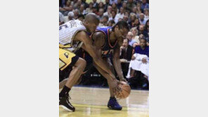 [NBA]오스틴 크로셰어 폭발,인디애나 첫 승