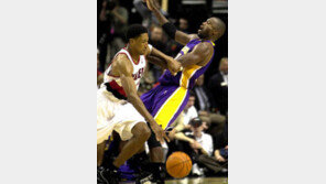 [NBA]자유투 100% 성공 '깜짝쇼' 오닐 맞아?