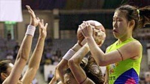 [여자농구]현대-신세계 ＂영왕 가리자＂