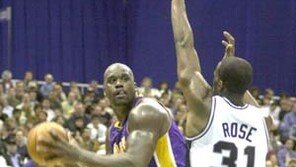 [NBA]던컨,오닐에 KO 승