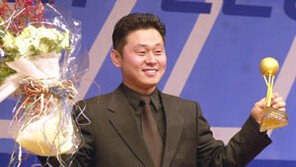 [인물주가/상한가]'대기만성' MVP 포수 박경완