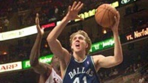 [NBA]넬슨 감독 '컴백'  댈러스 '승리'