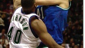 [NBA포토]버드가 될려면  성공시켜야‥