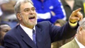 [NBA]필잭슨, 오닐과 브라이언트에 방출 경고