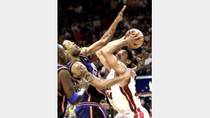 [NBA포토]'터프가이 대충돌'