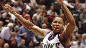 [NBA포토]＂어?＂