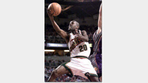 [NBA 포토]＂작다고 얕보지마!＂