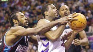 [NBA포토]＂일단 막아보자＂