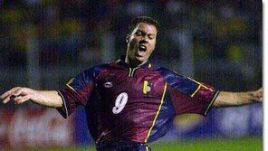 [축구 포토]'반칙을 부르는 표정연기'