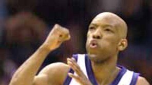 [NBA]래이 앨런 27점 밀워키 먼저 2승