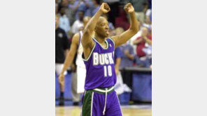 [NBA]밀워키 ＂샬럿 나와라＂