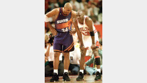 [NBA] 바클리 ＂조던복귀 6월에 결정 ＂