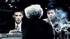 [CF와 놀아나다]광고에서 한판 붙었다    아이가